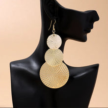 Load image into Gallery viewer, Exaggerated Fashion Elegant Drop Earrings
